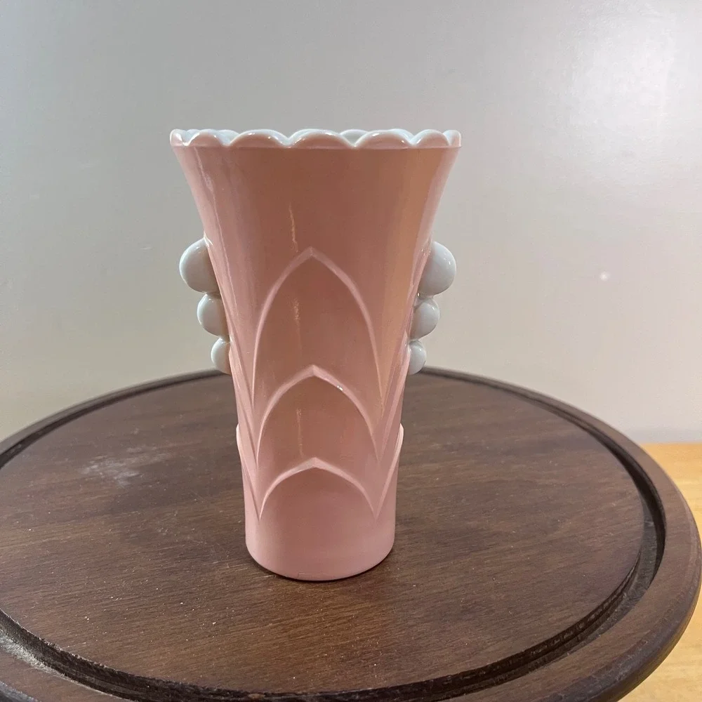 Vtg Anchor Hocking Vitrock Art Deco Pink Ceramic Scalloped Bud Vase Accents 5.5